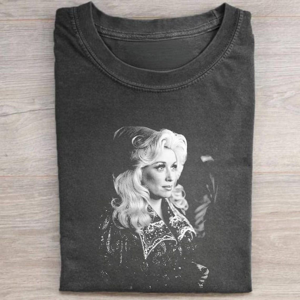 Vintage Dolly Parton T-Shirt, You’re Good At Keeping Secrets Graphic Tee L