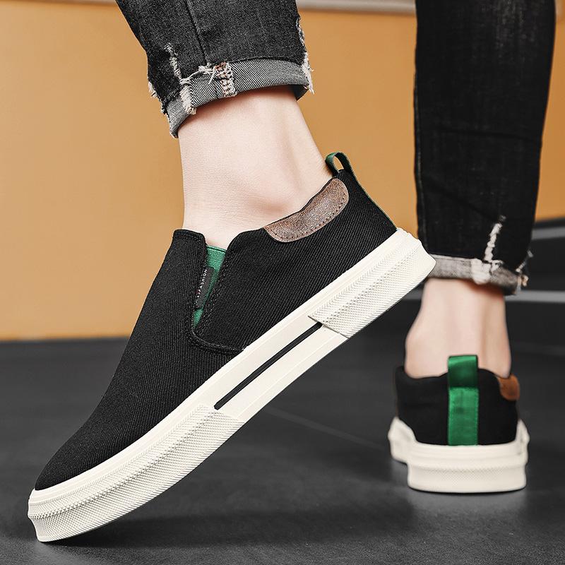 New Men Casual Shoes Male Sneaker Canvas Boys Fashion Slip-on Vulcanized Flats Non-Leather Casual Shoes Men Zapatos Hombres