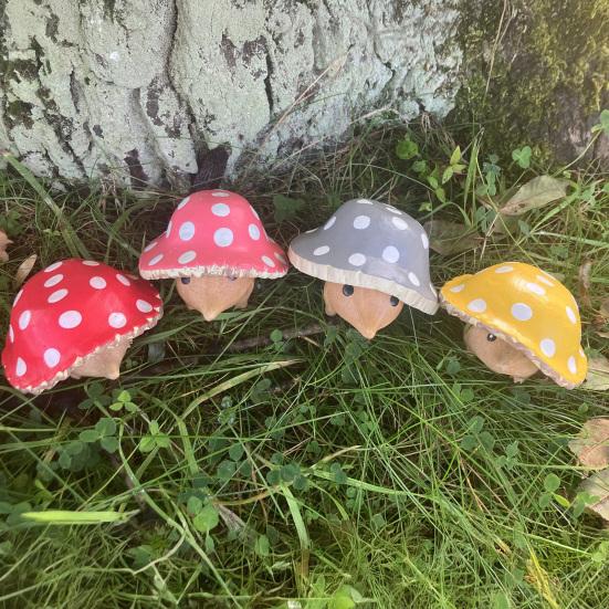 4 Stück/Set Garten Igel Statue Harz Igel mit Pilzkappe Wetterfeste Igel Figur für Feengarten Zuhause Terrasse Hof Dekoration