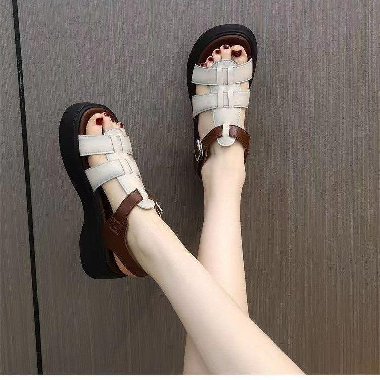 Leather thick-soled Roman sandals women's casual soft-soled summer 2025 new popular versatile muffin foreign style increases