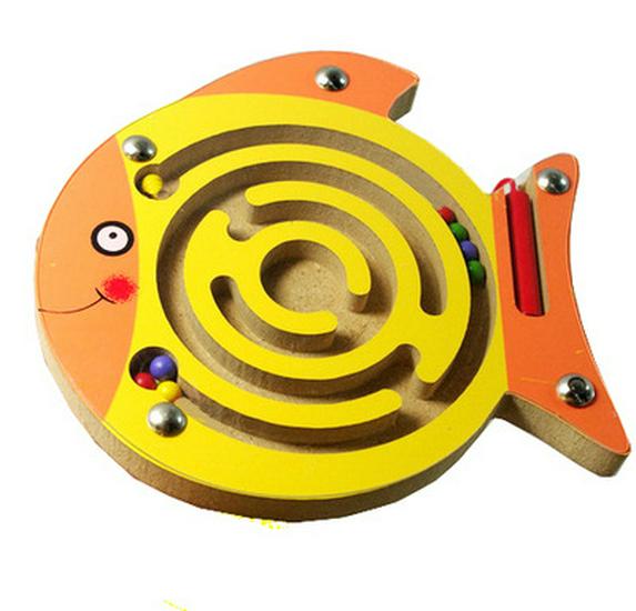 Children's Magnetic Maze Wooden Toy - Bead Rolling Educational Game with Pen Control