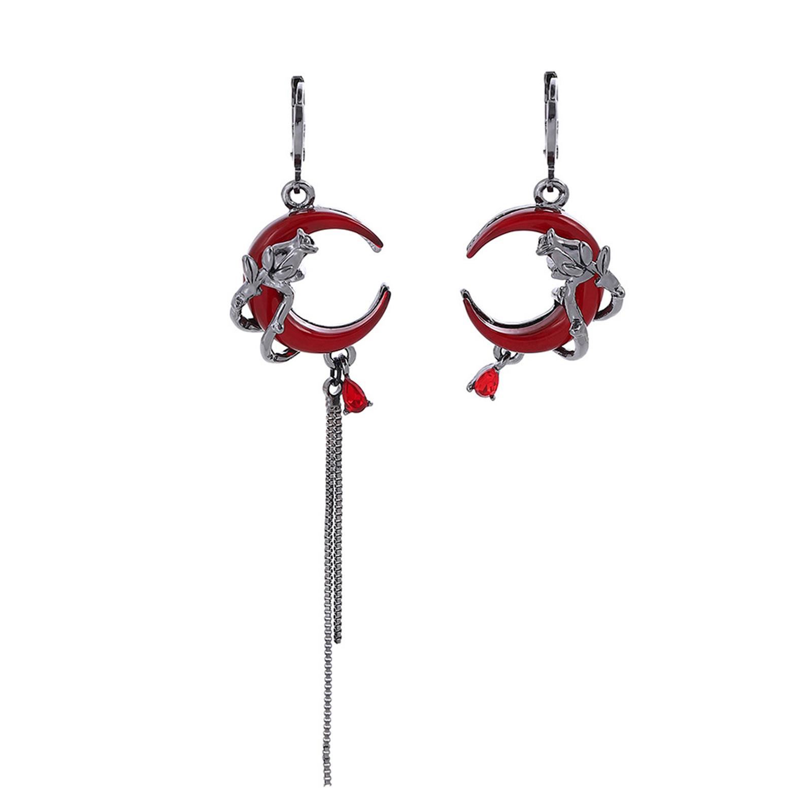 

Модные серьги-кисточки в форме полумесяца. Художественные серьги-полумесяцы с изящными кисточками для повседневного ношения и вечеринок.