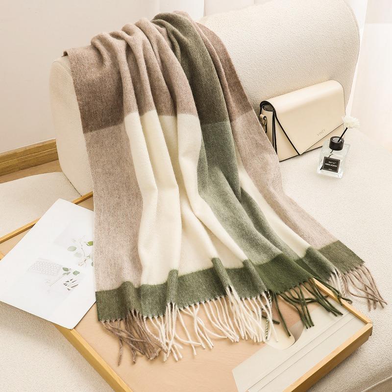Autumn and winter new 100 wool scarf women's light luxury high-end plaid shawl versatile enlarged thickened warm scarf