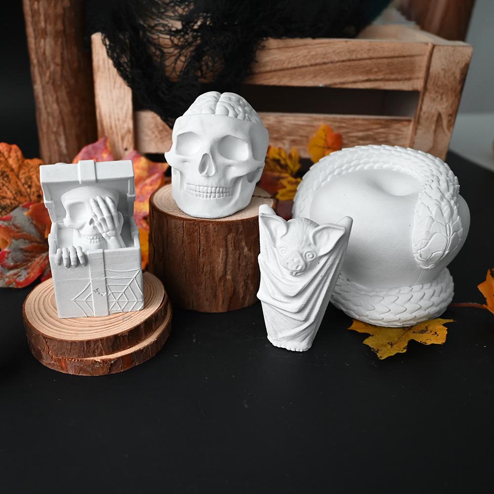Flower & Halloween Silicone Mold: Ghost, Bat, Skull, Pumpkin for Candle & Plaster Ornaments