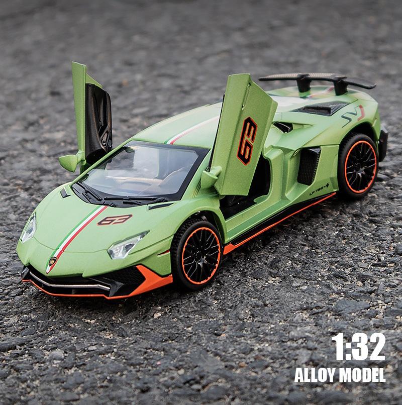 1:32 Lambor Aventador Svj Lp780-4 Sports Car Model Toy With Sound And Lights, Suitable For Birthday Gifts For Kids