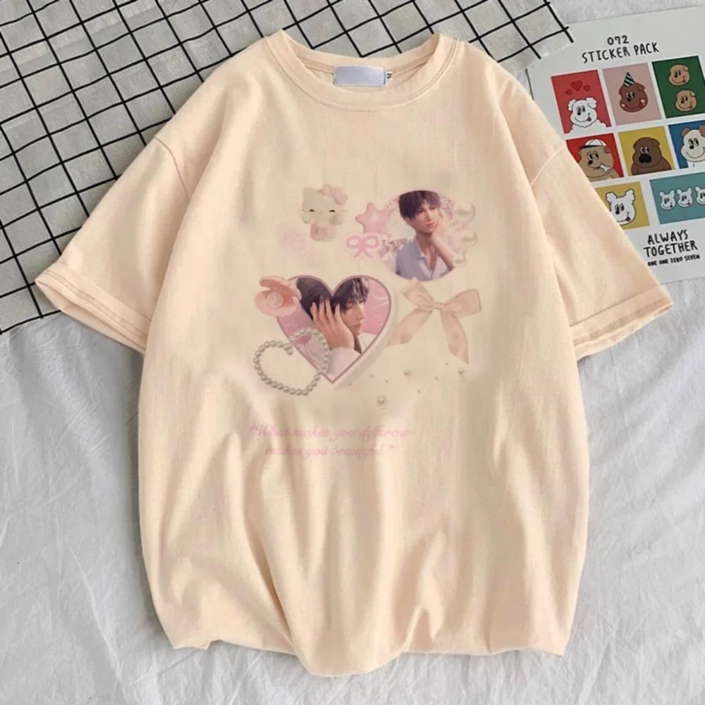 Liebe und Deepspace Chibi Jungen Collage T-Shirt, Unisex Otome Spiel Anime Streetwear Tee, 100% Baumwolle Lässiges Kurzarm Oberteil