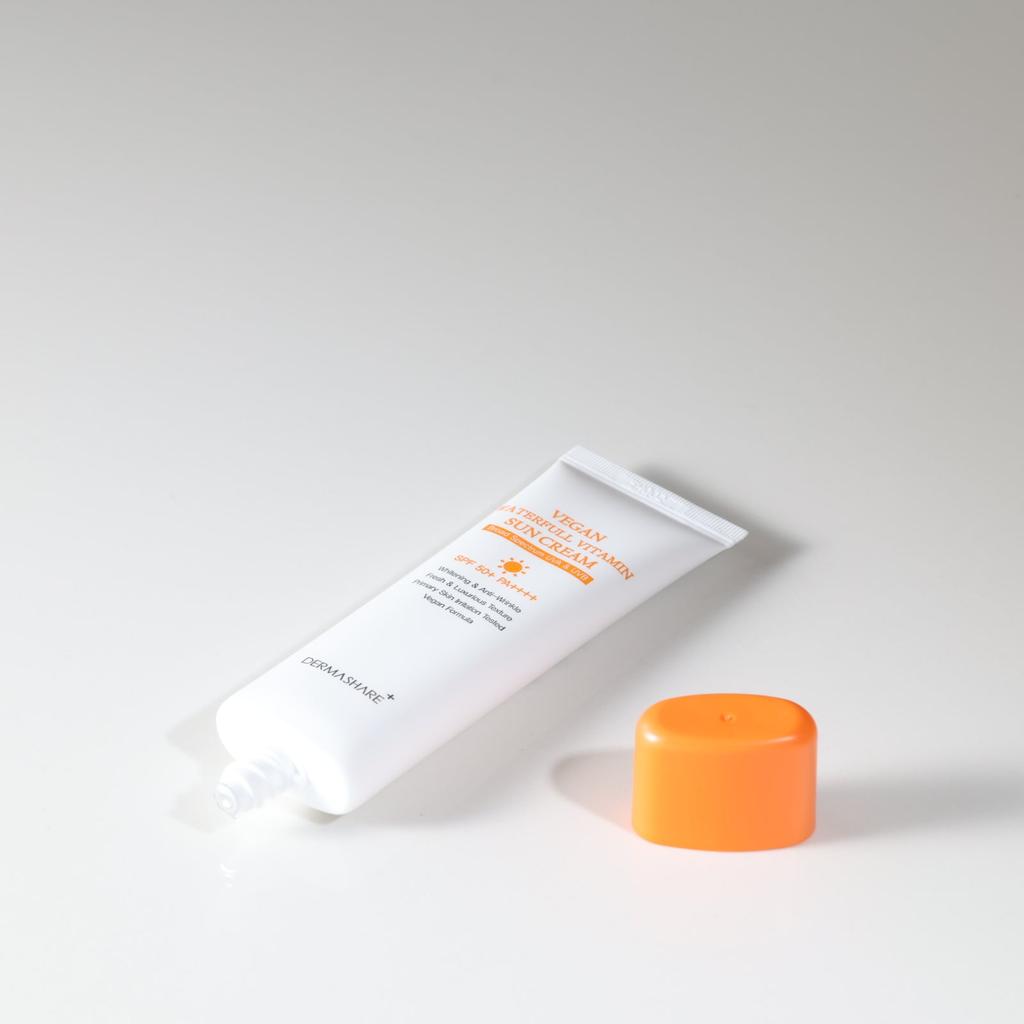 DERMASHARE Vegan Waterfull Vitamin Sun Cream SPF50+ PA++++ 50ml