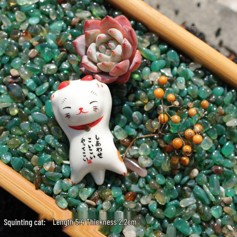 Japanese Fortune Cat Ceramic Chopstick Holder for Home & Hotel