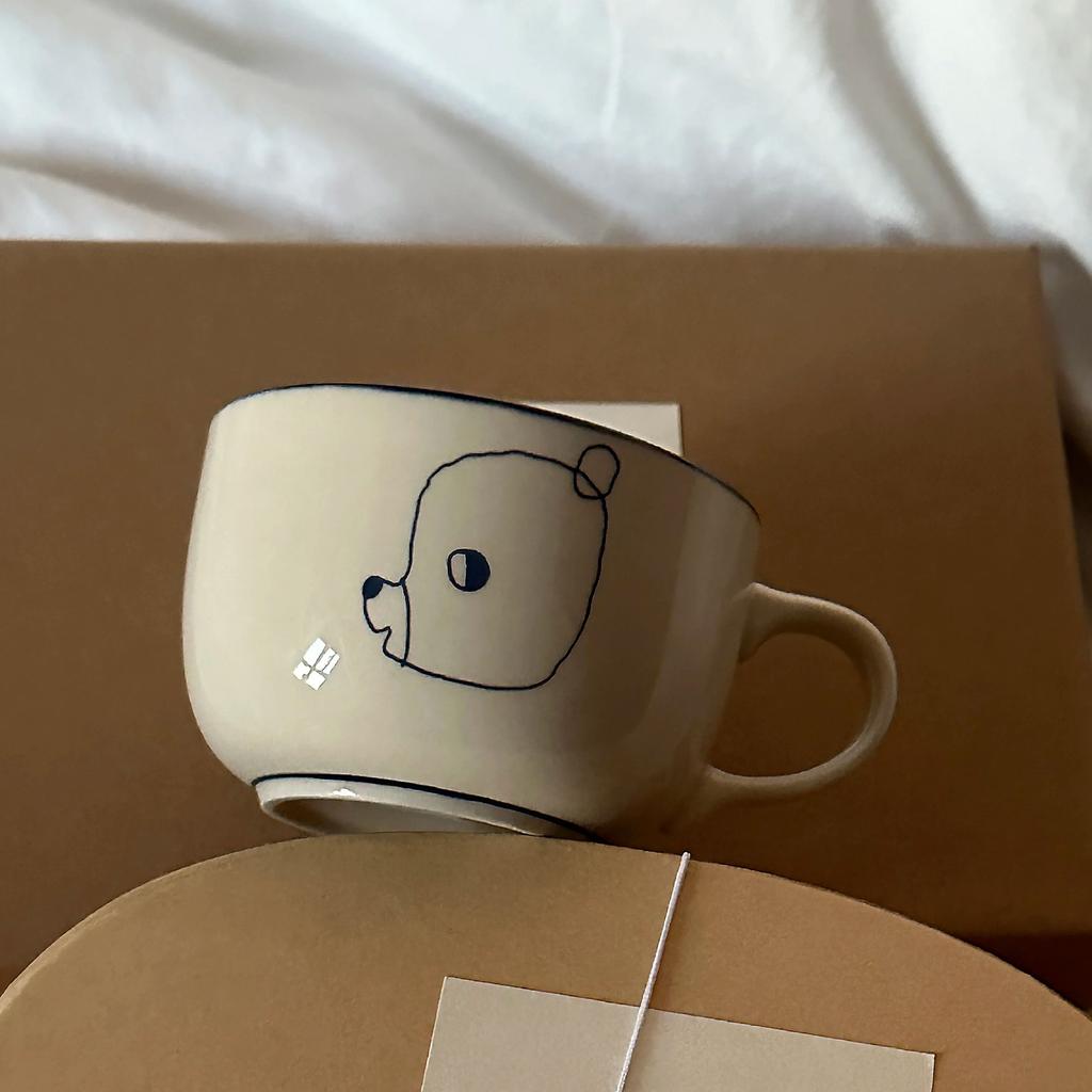 Cute Line Bear Ceramic Mug Hand-Drawn Cartoon Bear Pattern Coffee Latte Milk Cup With Handle Heat-resistant Tea Ceramic Cup