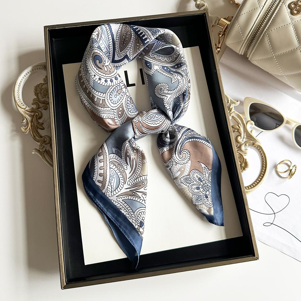 71Cm Silk Scarf Women's High-end Sense European and American Hot-selling Printed Fashion Scarf Retro Paisley Cashew Flower Satin Square Scarf
