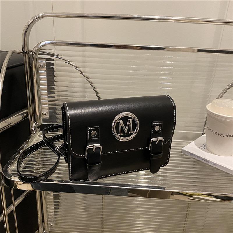 Women's Contrasting Color Small Bag Spring and Summer New Shoulder Messenger Bag Commuting To Work Simple Messenger Bag