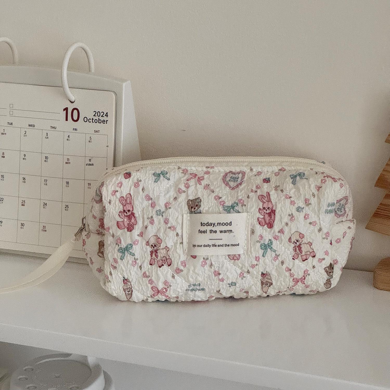 

Цветочная косметичка «Мяу»: Мультяшная дорожная косметичка большой вместимости