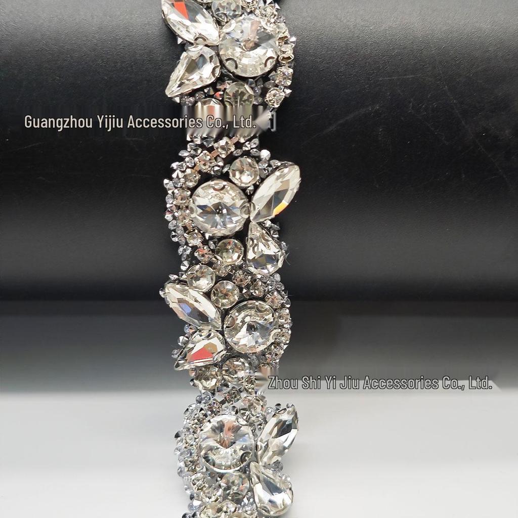 Strass-Heißkleber-Kette für DIY-Schuhe, Taschen, Gürtel, Halsbänder, Kleidung & Schmuckzubehör