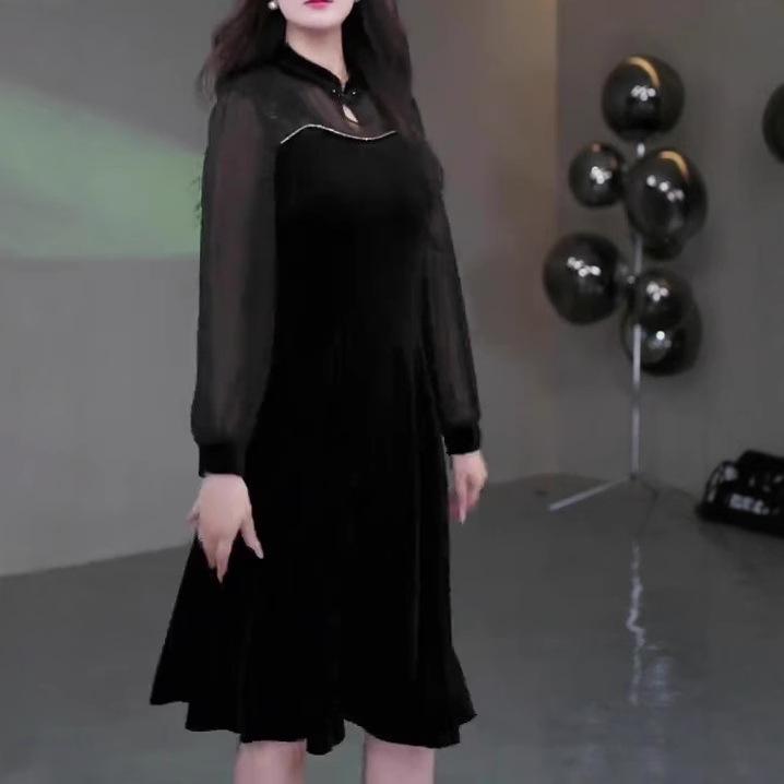 Spring European-Style Off-Shoulder Lace Velvet Dress for Plus Size Middle-Aged Women