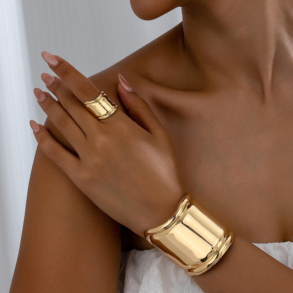 

Women s Bracelets For Fashion Jewelry чорний