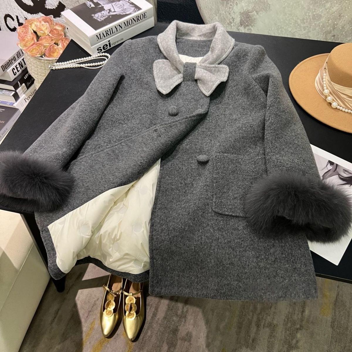 

2025 Sweet Age-Reducing Winter Down Coat with Faux Fox Fur Trim M