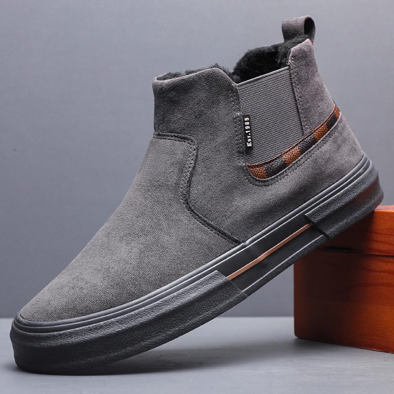 Winter New Shoes for Men Suede Leather Boots Warm Plush Inside High Tops Leather Casual Shoes Fashion Short Boots