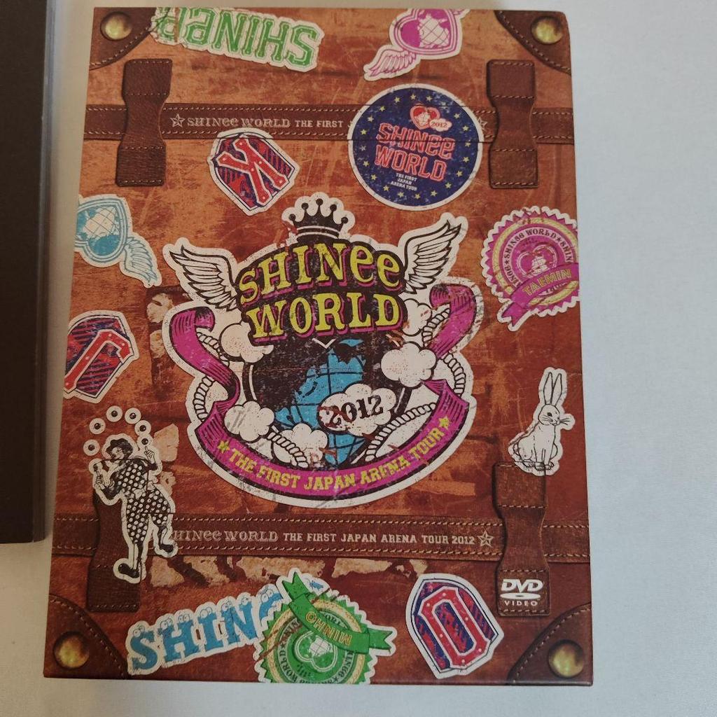 [USED] SHINee WORLD 2012 DVD with photobook