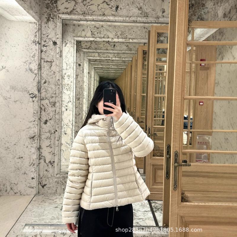 Putian high version new Ige down jacket hooded short FW sleeve edge badge women's waist jacket jacket
