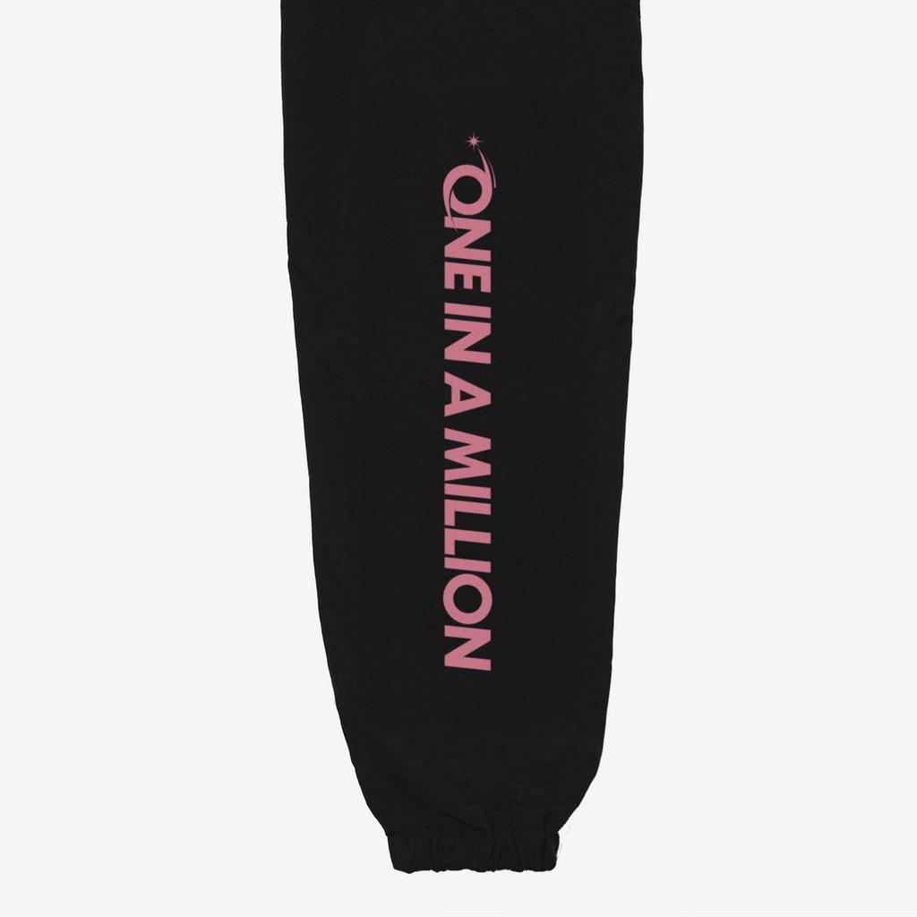 Twice DIES IST FÜR die Welttournee in Japan MUFG Stadion Offizieller Windbreaker MOMO
