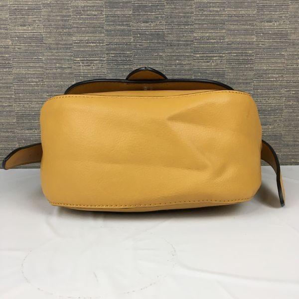 GUESS Leather Shoulder Bag Brown Small Elegant Design(USED)