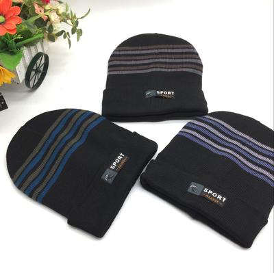 Warm and Velvet Men's Knitted Hat with Thick Inner Lining, Warm Knitted Men's Hat with Letter Decoration, Fashionable Men's Hat