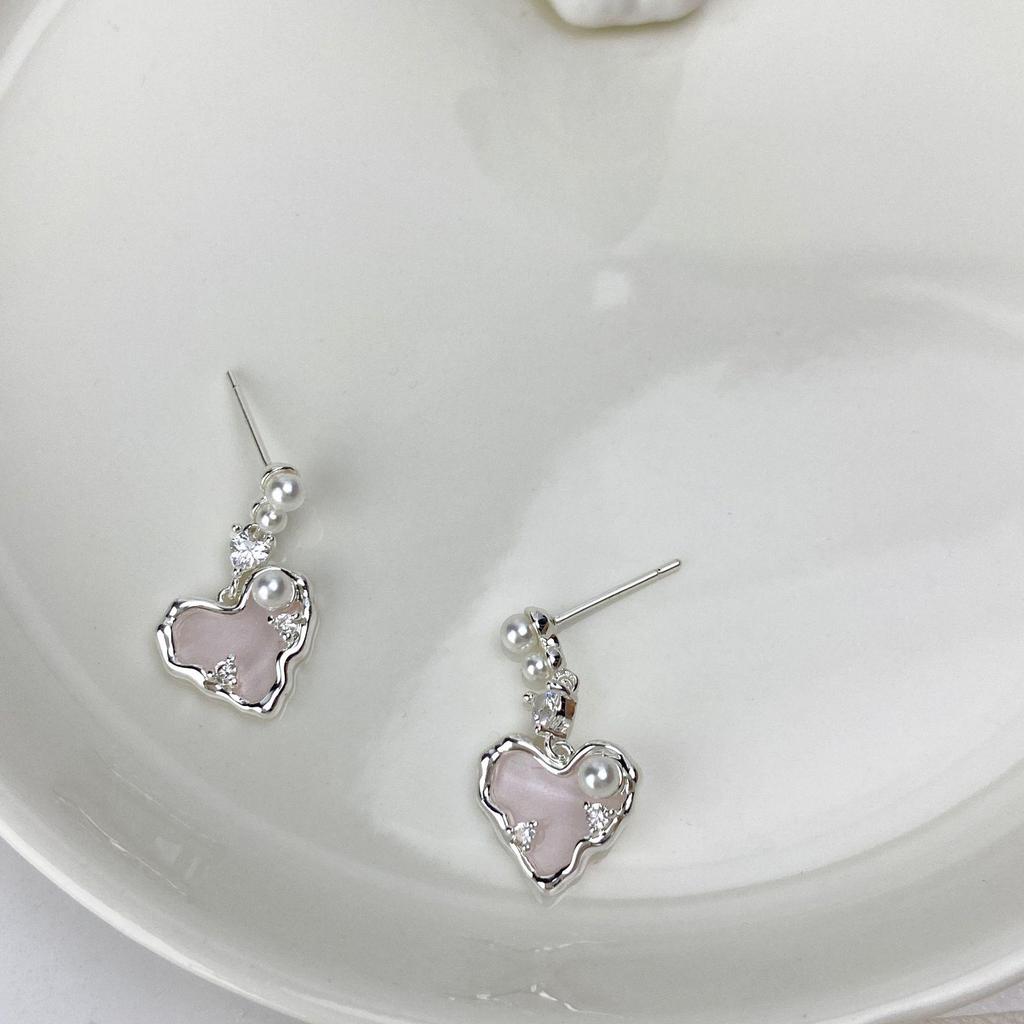 S925 Silver Needle Pink Heart Earrings - Gold Plated Brass with Drip Oil, Zircon, and Pearl Accents. Cute and Sweet Studs.