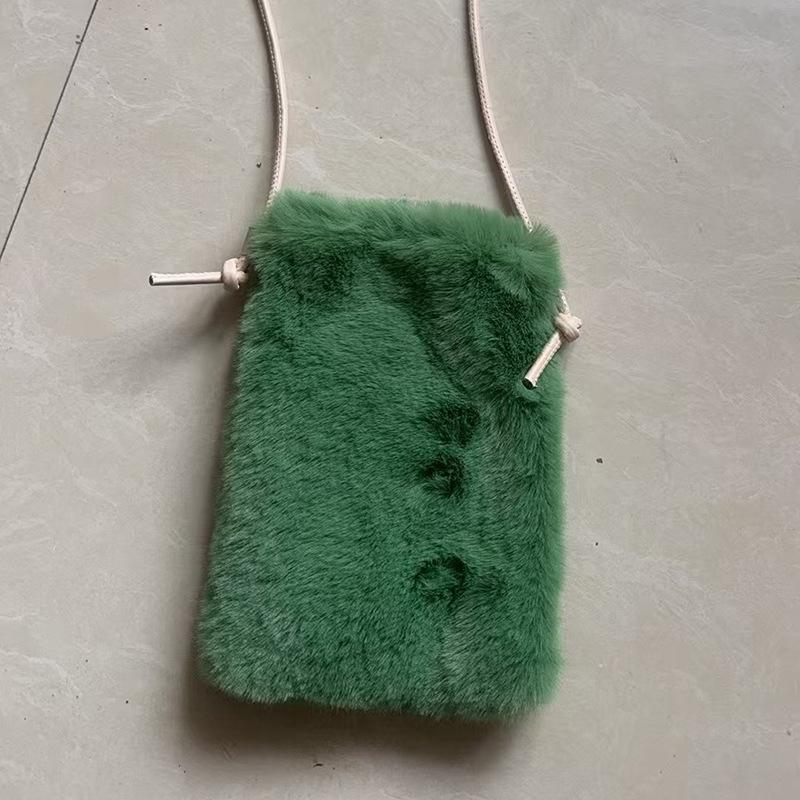 Women Plush Mobile Phone Bag  Mini Crossbody Bag Travel Walking Shopping Bag Winter Diagonal Coin Lipstick Earphone Bag
