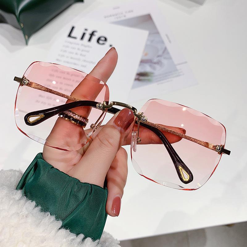 Fashionable Frameless Large Square Sunglasses for Women - Perfect for Travel and Driving Frameless Cut-Edge