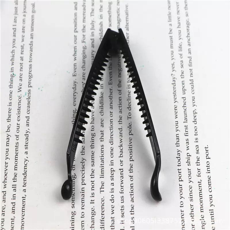 Korean Minimalist Hairpin: Chic Ponytail Claw & Banana Clip