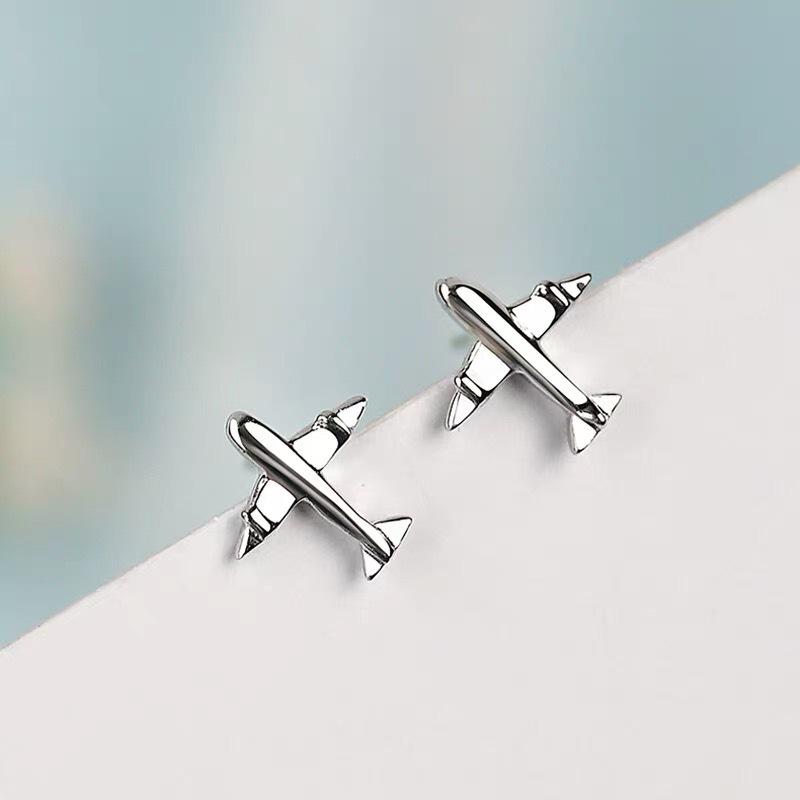 Simple Aircraft Stud Earrings for Men and Women, Neutral Style, Small Mini Earrings, Hipster Hip-hop High Street Single Earrings.
