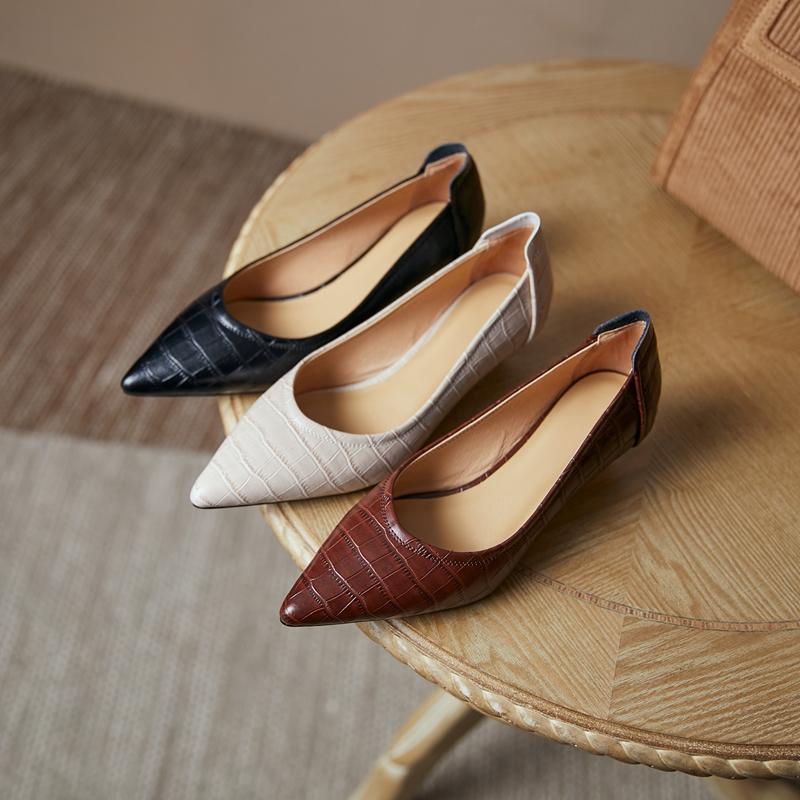 Fashion Women's New Spring and Autumn Vintage Pointy Snake Pattern Genuine Leather Cowhide Mid Heel Large Work Single Shoes