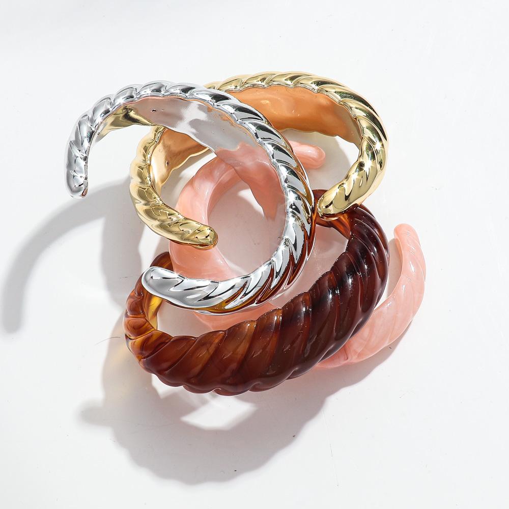 Vintage Acrylic Geometric Cuff Bracelets Bangles for Women Creative Twisted Chunky Open Bangle Stackable Jewelry Birthday Gift