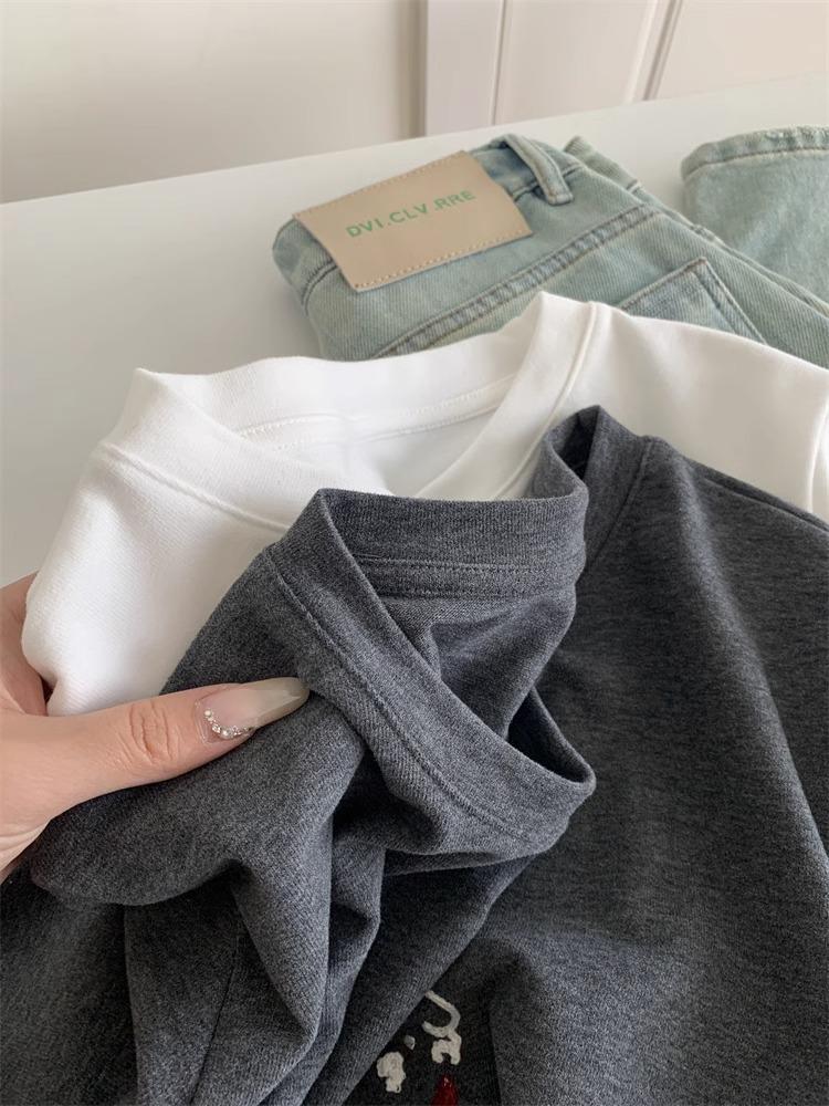 Graues besticktes Welpen Damen Casual Locker Kurzarm T-Shirt, Frühjahr 2025 Kollektion