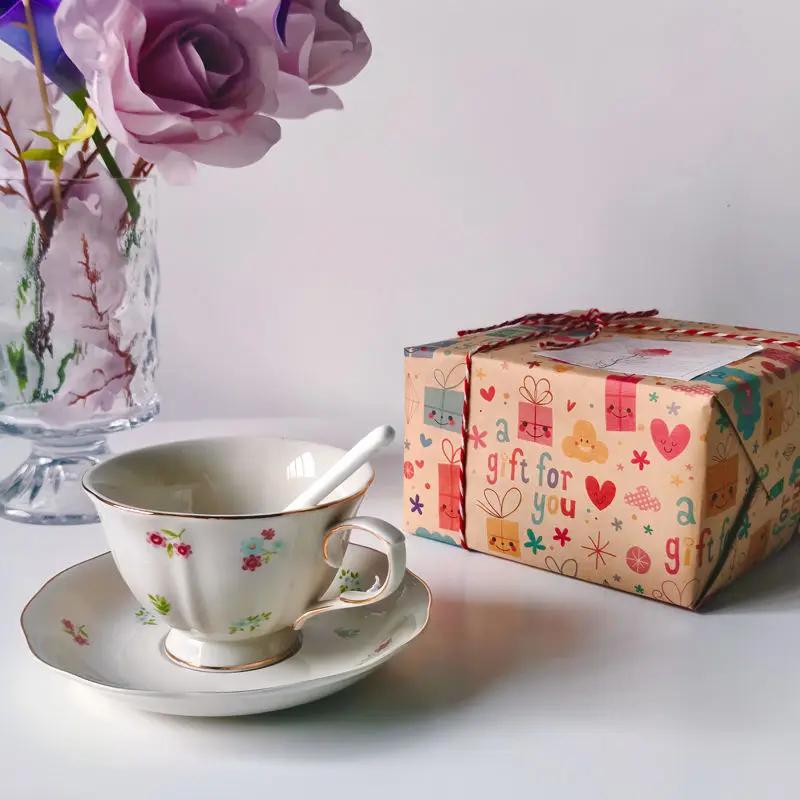 250ML Design Luxueux Sens du Haut de Gamme Tasses à Café Françaises Niche Exquis Ensemble Fait Main Ensemble Tasse et Soucoupe Européens Boîte Cadeau