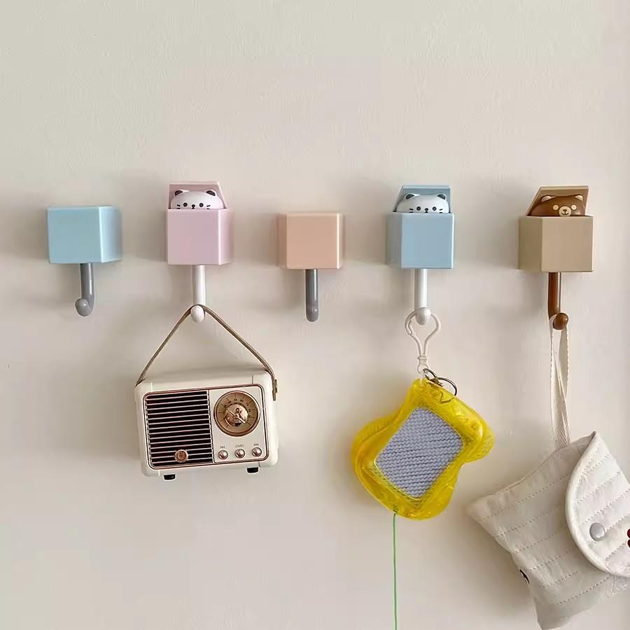 Cartoon Cat Hook Self Adhesive Dormitory Bedroom Door Hangers Hooks Key Umbrella Towel Cap Coat Rack Wall Animal Decoration Rack