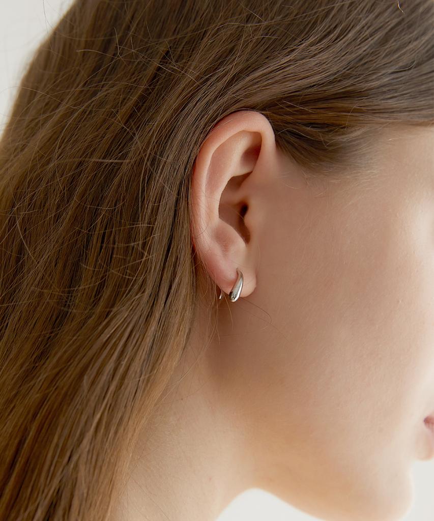 Halden Simple Water Drop Earrings (E011_Silver)