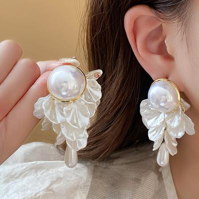 Exquisite Shell Imitation Pearl Drop Earrings Elegant Long Tassel Dangle Earrings For Women Wedding Party Ear Jewelry Gifts