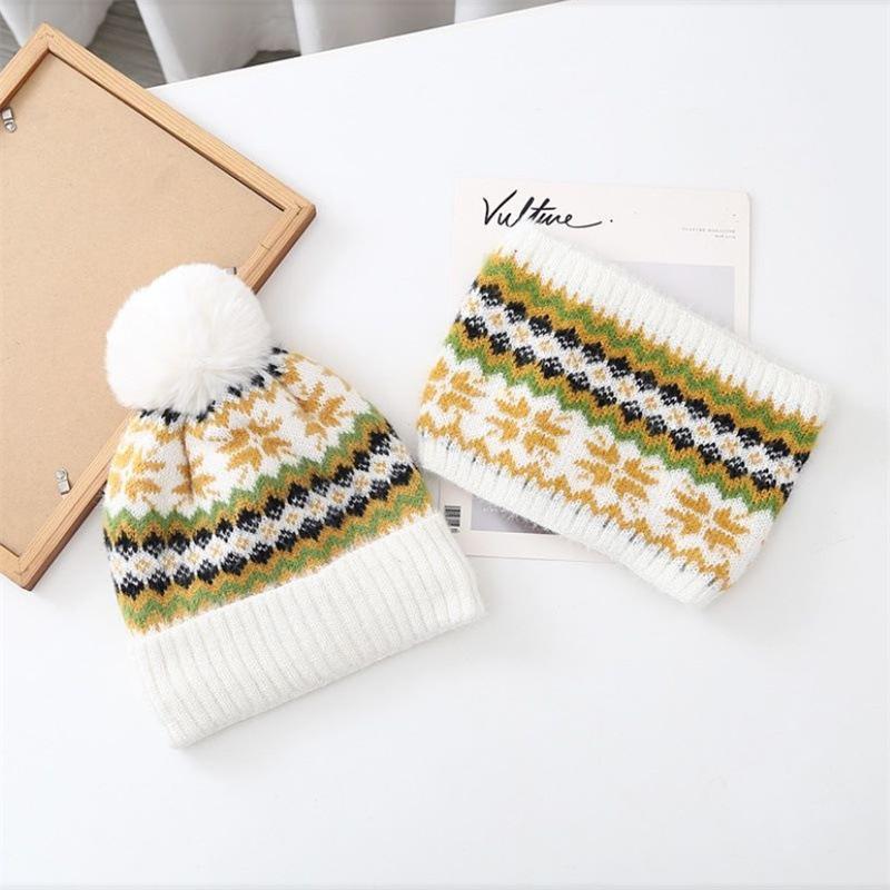 Winter Warm Knitted Hat Cycling Hat Women's Winter Wool Hat Fleece Windproof and Cold-proof Ear Protection Scarf Two-piece Set