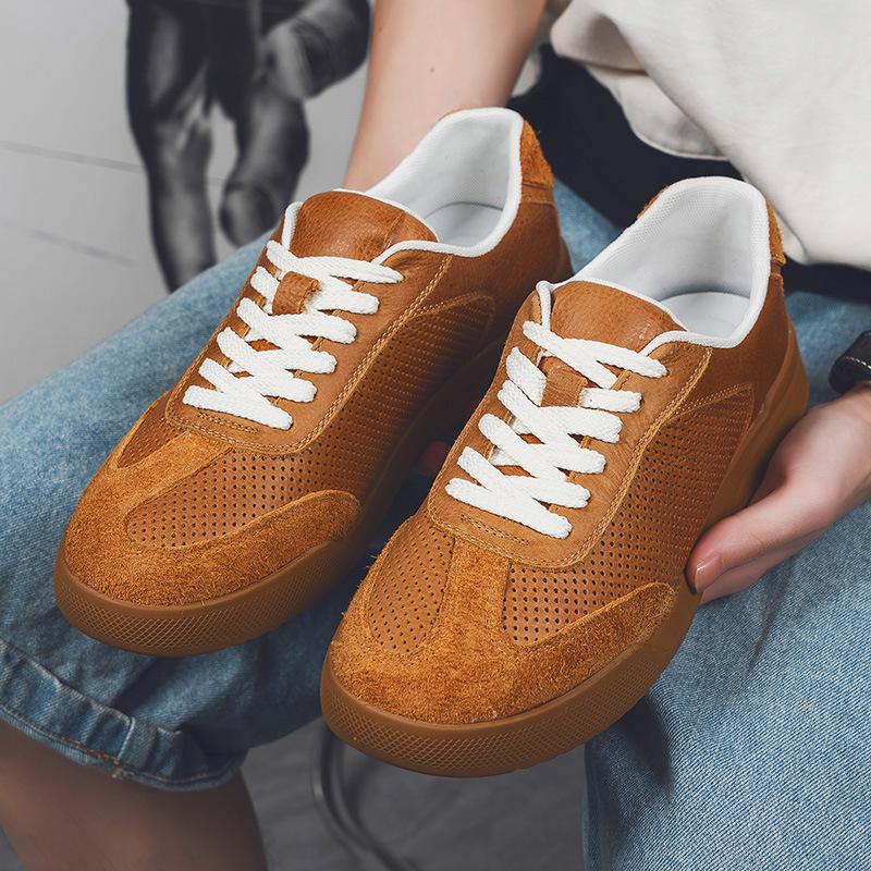 Board Schuhe Herren 2025 Sommer neue Leder Deutsche Trainingsschuhe High-End atmungsaktive Freizeitschuhe Herren weiße Schuhe hohle weiche Sohle