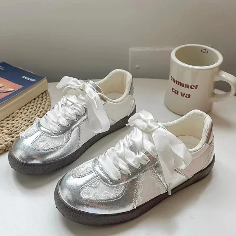 Women's Shoes High Quality Leather Casual Shoes Lace Up Walking Flats 2025New Women Vulcanize Shoes Fashion Women Sneakers Tenis