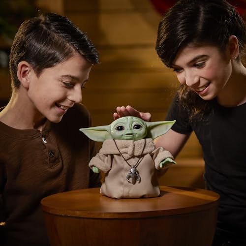 Hasbro Star Wars The Child Animatronic Edition Jucărie electrică mandaloriană care combină peste 25 de sunete și mișcări de la 4 ani în sus F1119 Produs autentic