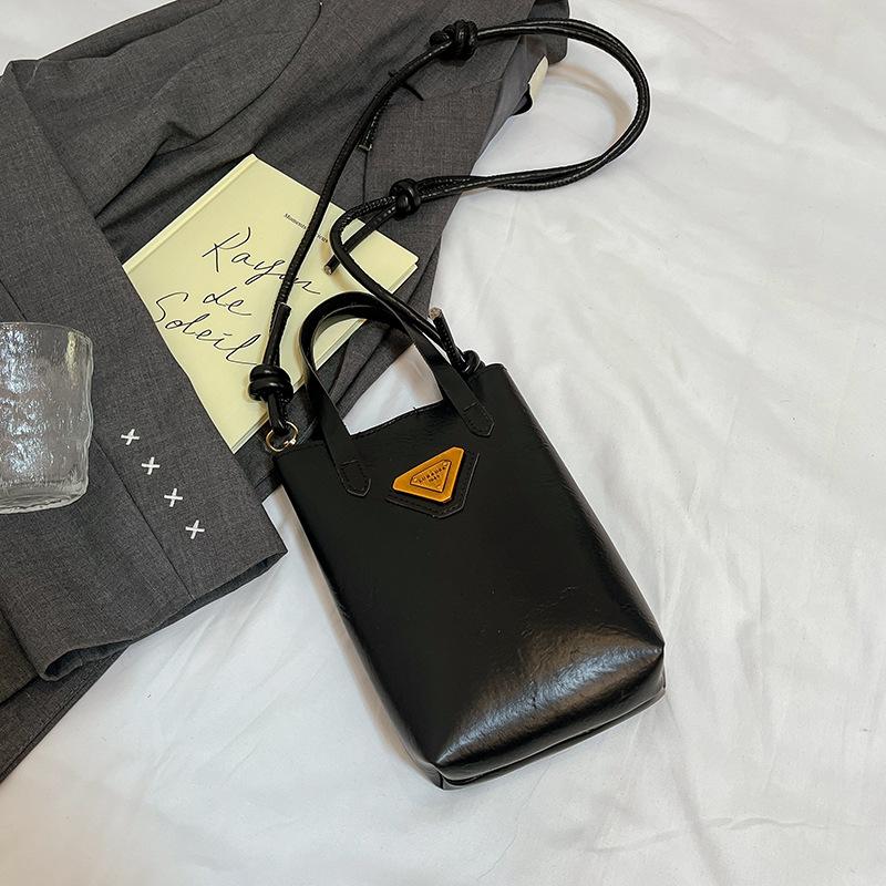 

Высококачественная мини-сумка для мобильного телефона, осенне-зимняя новая модная сумка через плечо для женщин Ins Niche, сумка на одно плечо