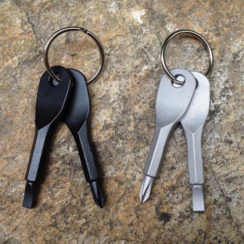 2 Schlüssel Edelstahl Schlüsselanhänger Schraubendreher Set EDC Outdoor Multifunktions-Taschenwerkzeug