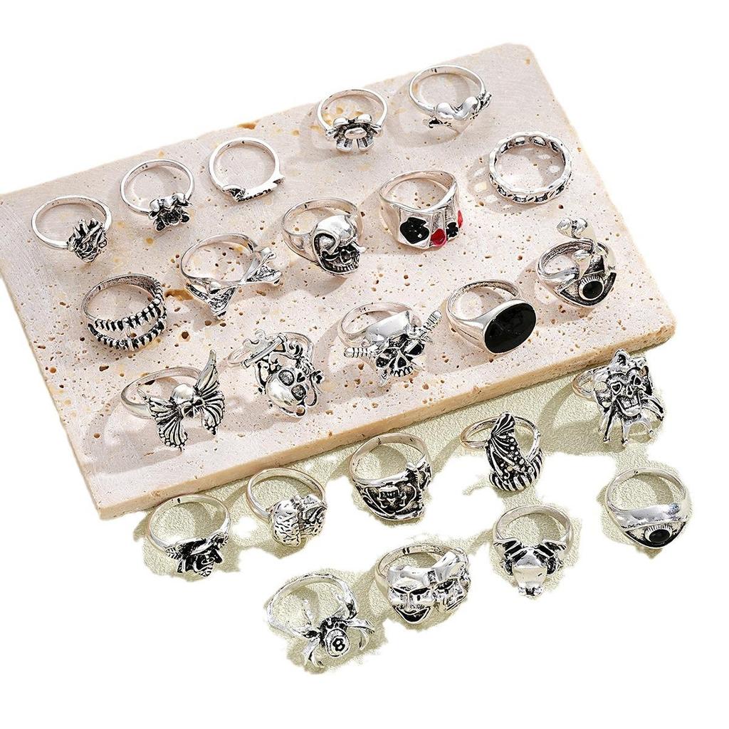 24-teiliges Punk Totenkopf Spinnenring Set: Dunkler Retro-Hip-Hop-Stil
