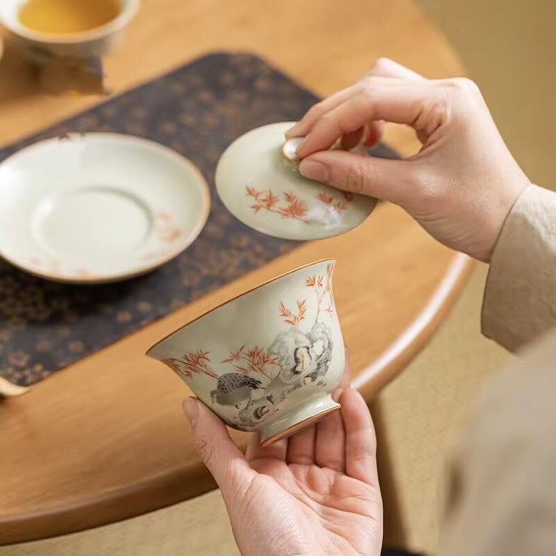Secret Yellow Camellia Three Talents Cover Bowl, Single Retro Tea Making Bowl, Kung Fu Tea Set, Household Ceramics Are Not Hot To Drink Tea Bowl Cup