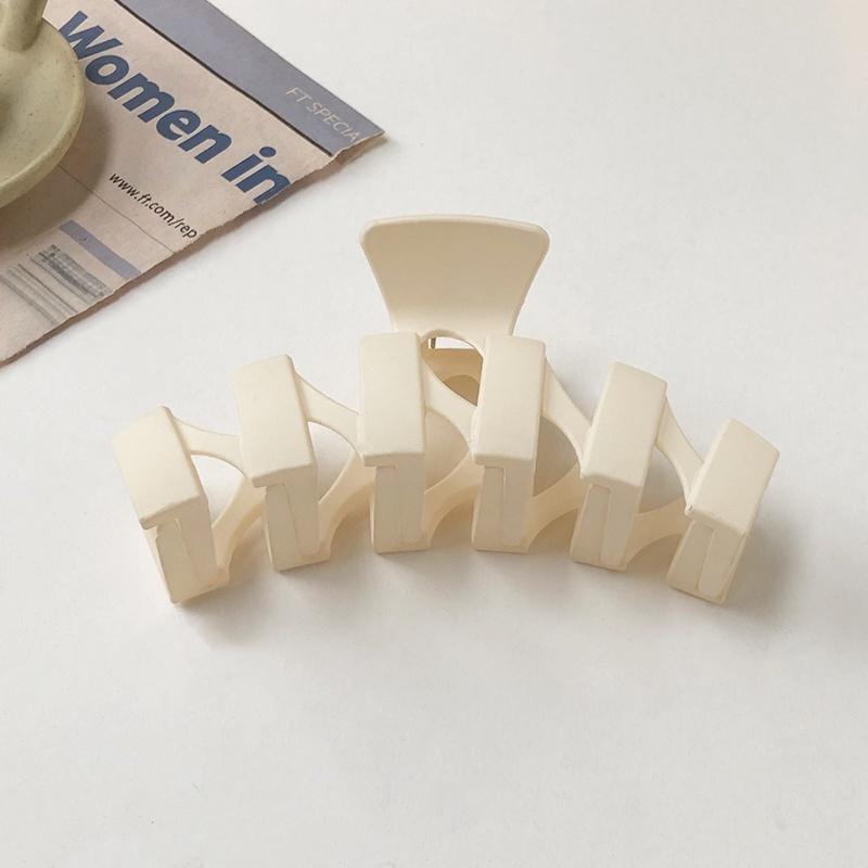 Large Frosted Brown Series Hair Clips Women Back Head Hairpin Korean Milk Coffee Shark Claw Clip Girls Hair Accessories
