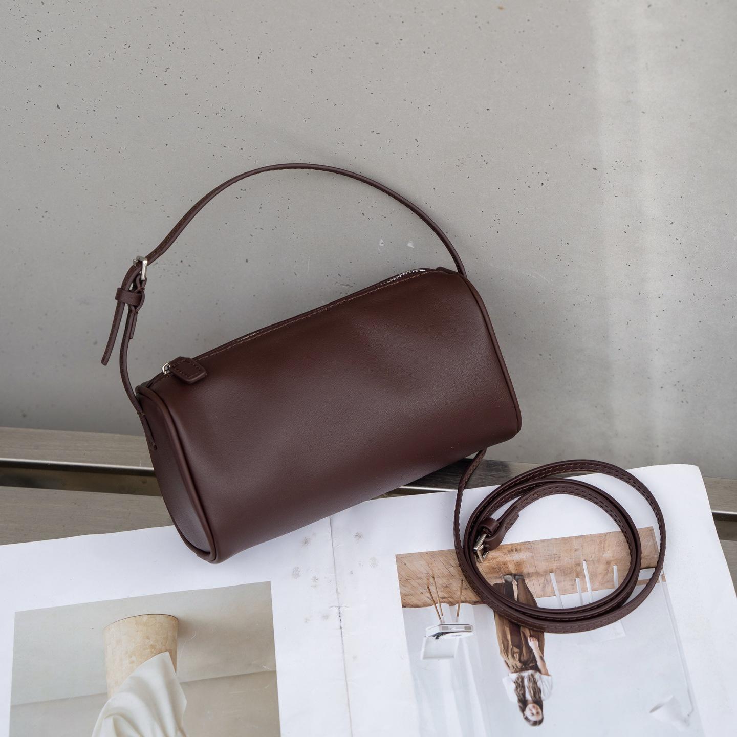 

2025 Small Crowd Design Suede Cowhide Stationery Bag Pen Case Handbag To Amaze You 19x8x10cm кофейный