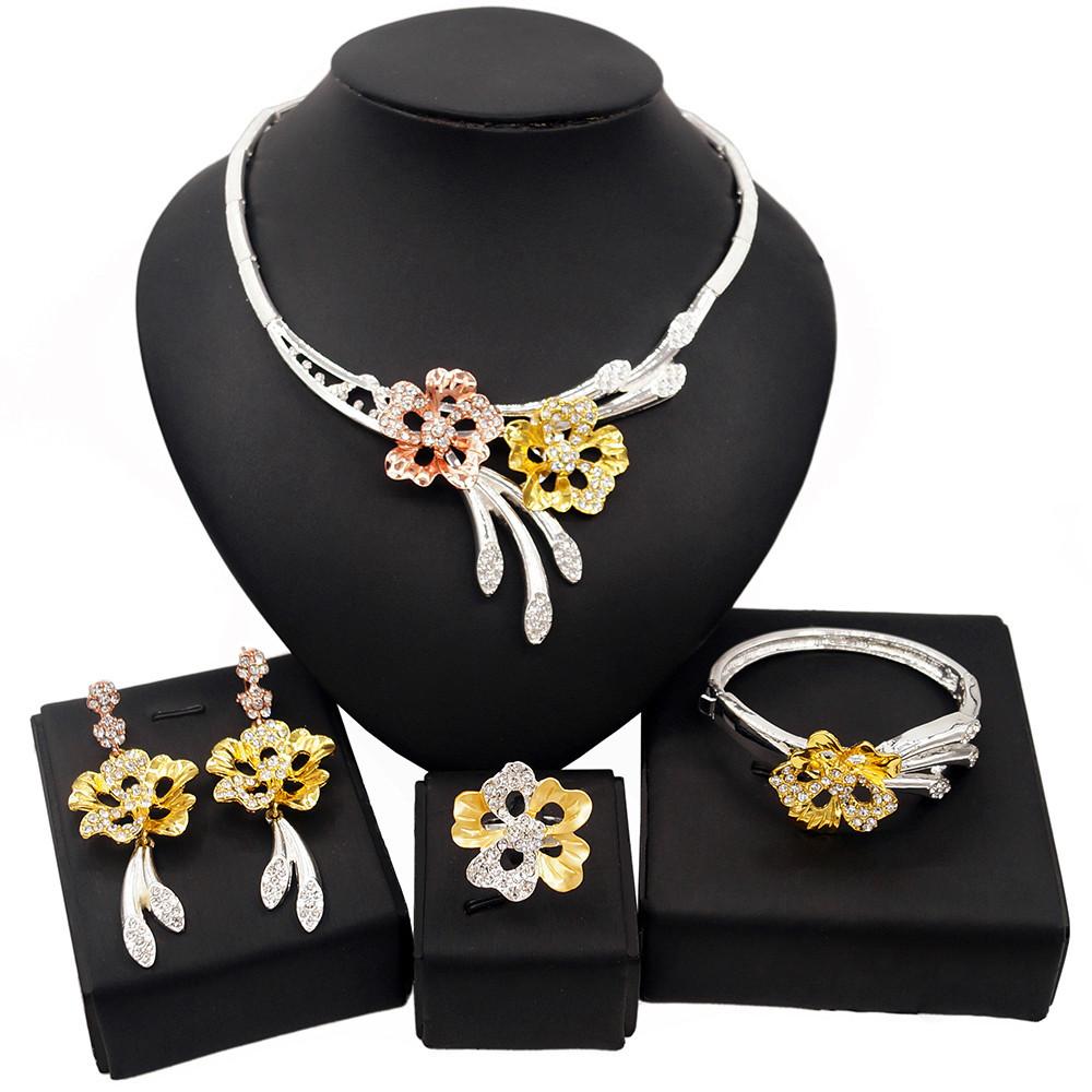 

Дубай Золотое размещение бриллиантовый цветок кулон ожерелье ухо круг браслет кольцо невесты комплект ювелирных изделий для женщин