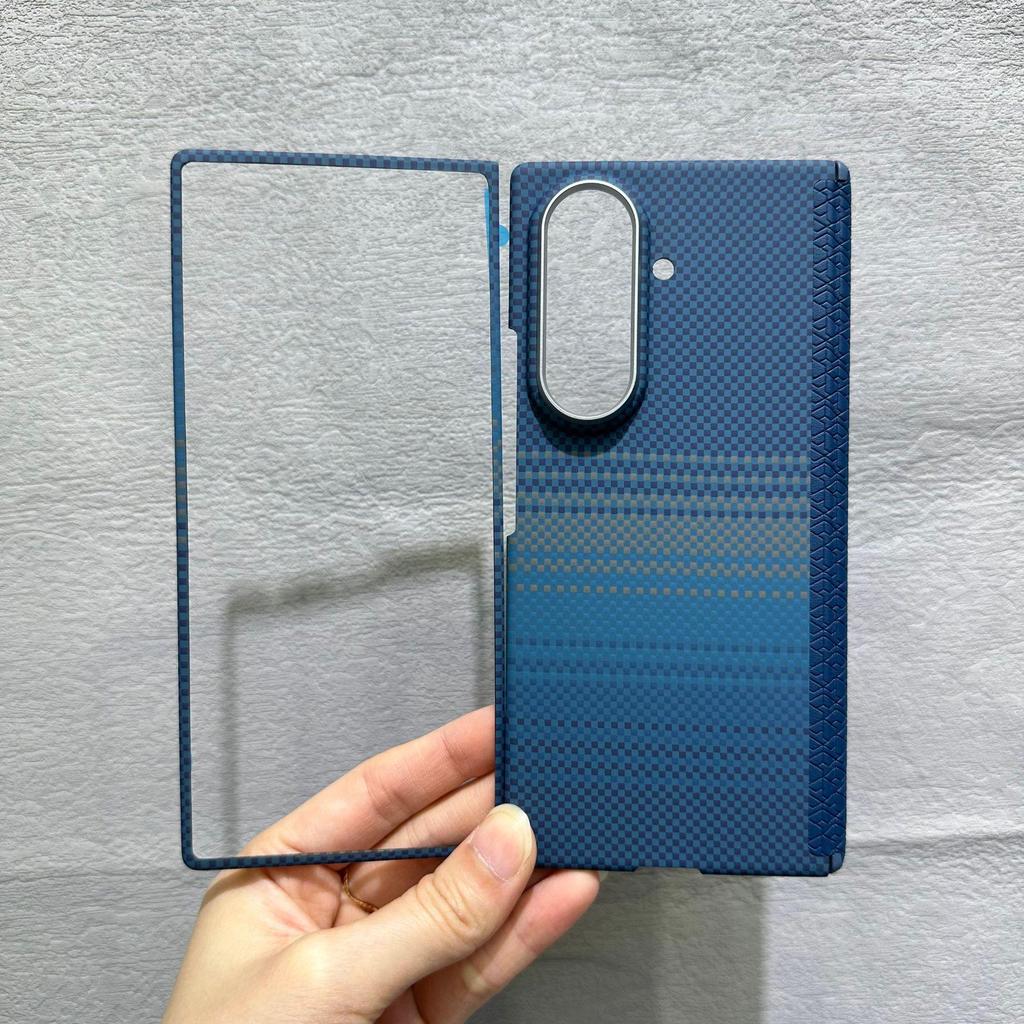 Funda Magnética Ultra Fina de Fibra de Carbono para Samsung Z Fold7, Protección Nano PC de Eje Medio